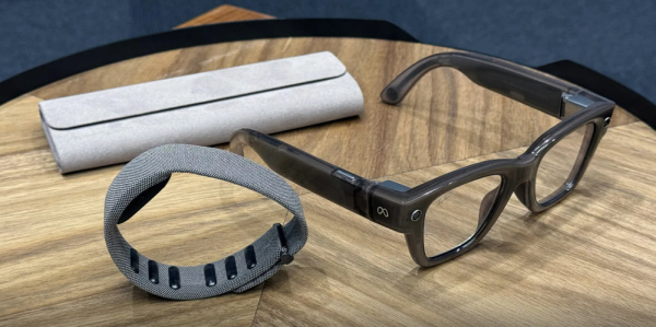 Alibaba выпускает умные очки, которые станут конкурентом Meta Ray-Ban Display
Alibaba выпускает умные очки, которые станут конкурентом Meta Ray-Ban Display